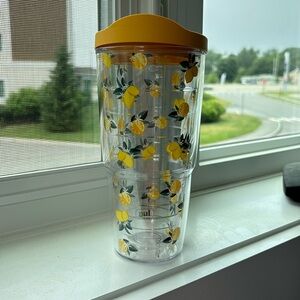 EUC Lug x Tervis 24oz Tumbler in Citrus